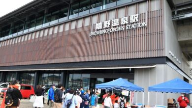 西九州新幹線嬉野溫泉站外觀。　圖：Facebookうれしの元気通信 / 提供