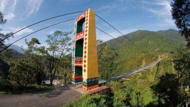 富含魯凱傳統文化意象的多納高吊橋是連假出遊推薦景點。　圖：茂林國家風景區管理處／提供