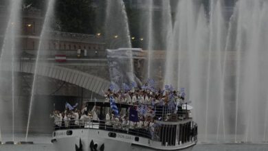 d7768327.jpg